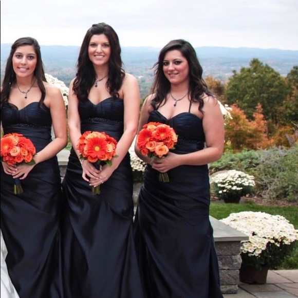 Bill Levkoff strapless bridesmaid dress. - Picture 7 of 7